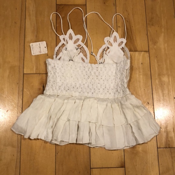 NWT Free People Adella Criss -Cross Camisole In White Size Small - Picture 4 of 9